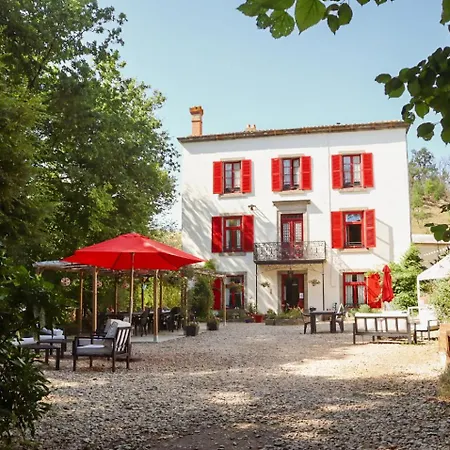 Domaine Des Lilas Bed & Breakfast *