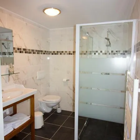 Domaine Des Lilas Bed & Breakfast Saint-Germain-Lembron
